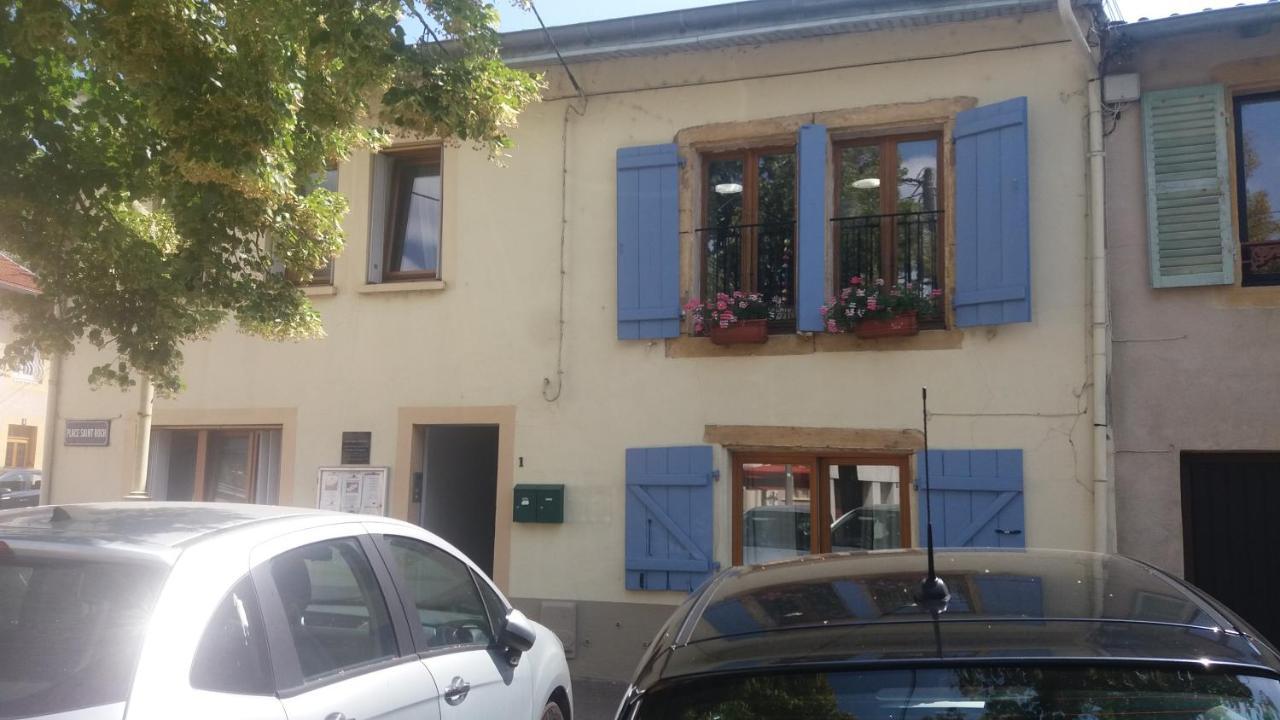 Logement Au Calme F2 Metz Eksteriør billede